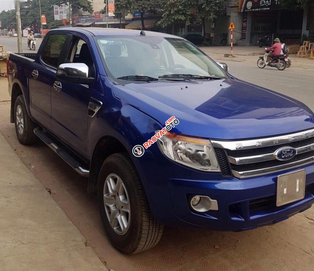 Cần bán gấp Ford Ranger XLT 2.2AT đời 2014, màu xanh lam, nhập khẩu chính chủ-9