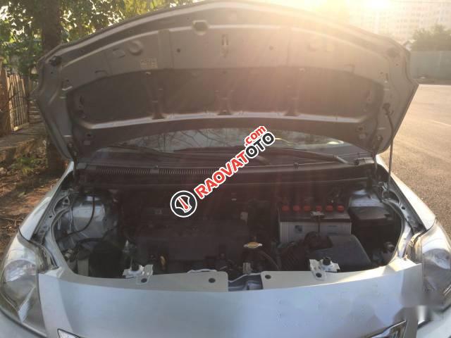 Bán Toyota Vios đời 2010, màu bạc chính chủ  -3