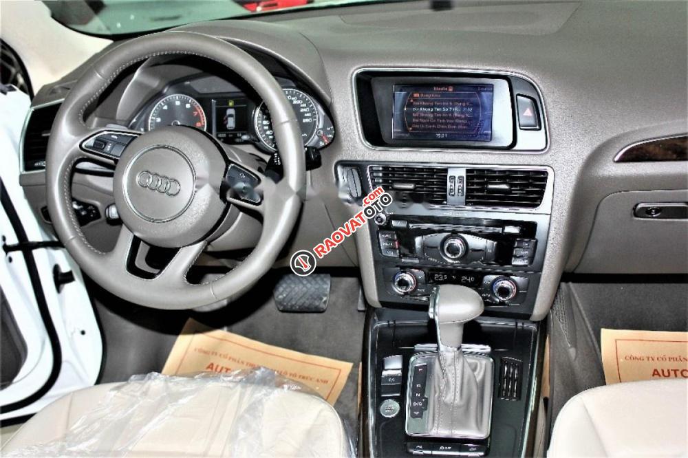 Bán Audi Q5 2.0 AT đời 2015, màu trắng, nhập khẩu nguyên chiếc-9