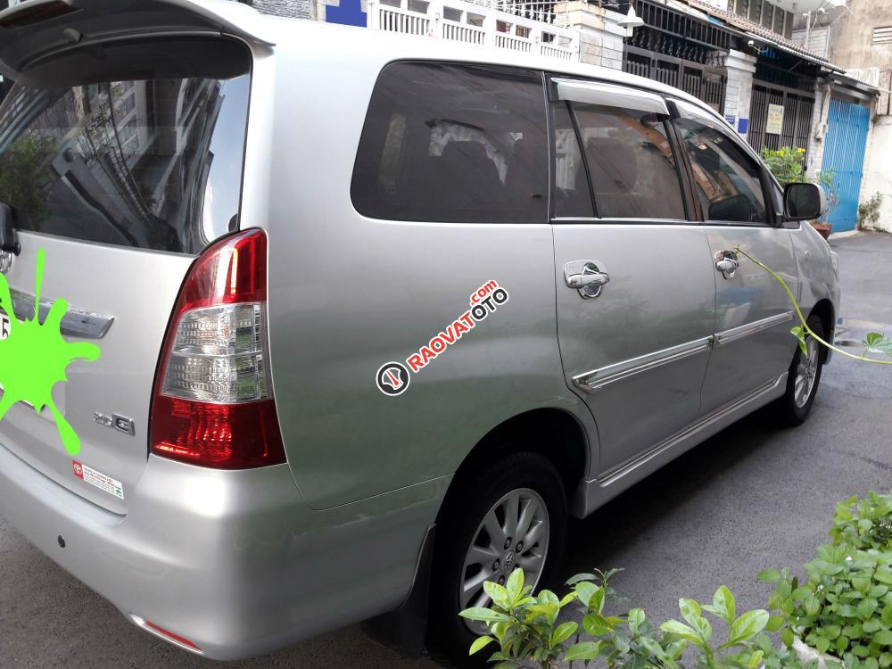 Toyota Innova E cuối 2013 một đời chủ, màu bạc zin-3