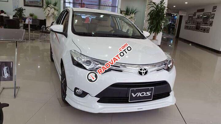 Bán ô tô Toyota Vios 1.5G TRD đời 2017, màu trắng, giá tốt giao ngay trong ngày-8