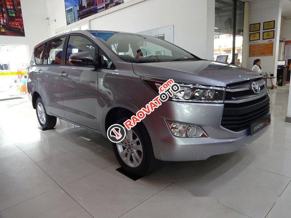 Bán xe Toyota Innova 2.0E MT đời 2017-1