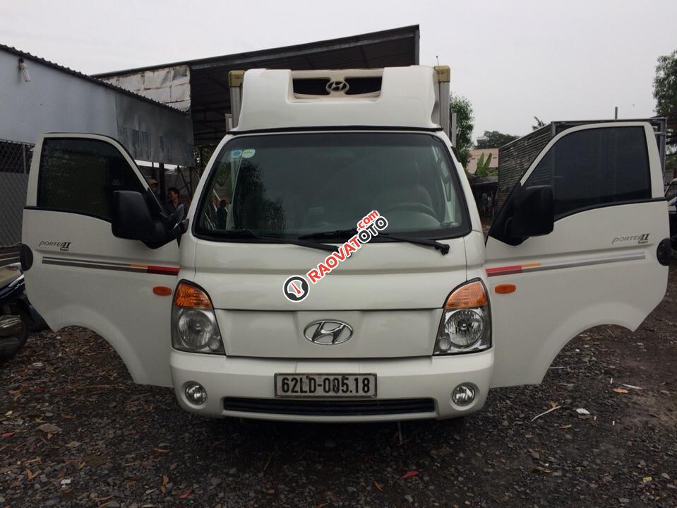 Bán Hyundai đời 2010, màu trắng, xe nhập, 285tr-3