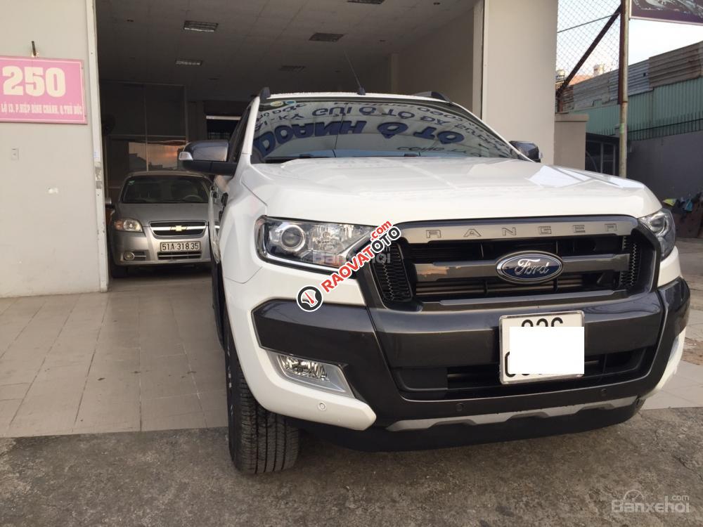 Bán Ford Ranger Wildtrak 3.2L sản xuất 2017, màu trắng xe nhập, giá 960 triệu+ nắp thùng Thái Lan - giao ngay tại nhà-1