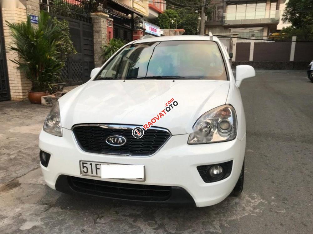 Bán Kia Carens 2015, màu trắng số sàn, giá chỉ 395 triệu-0