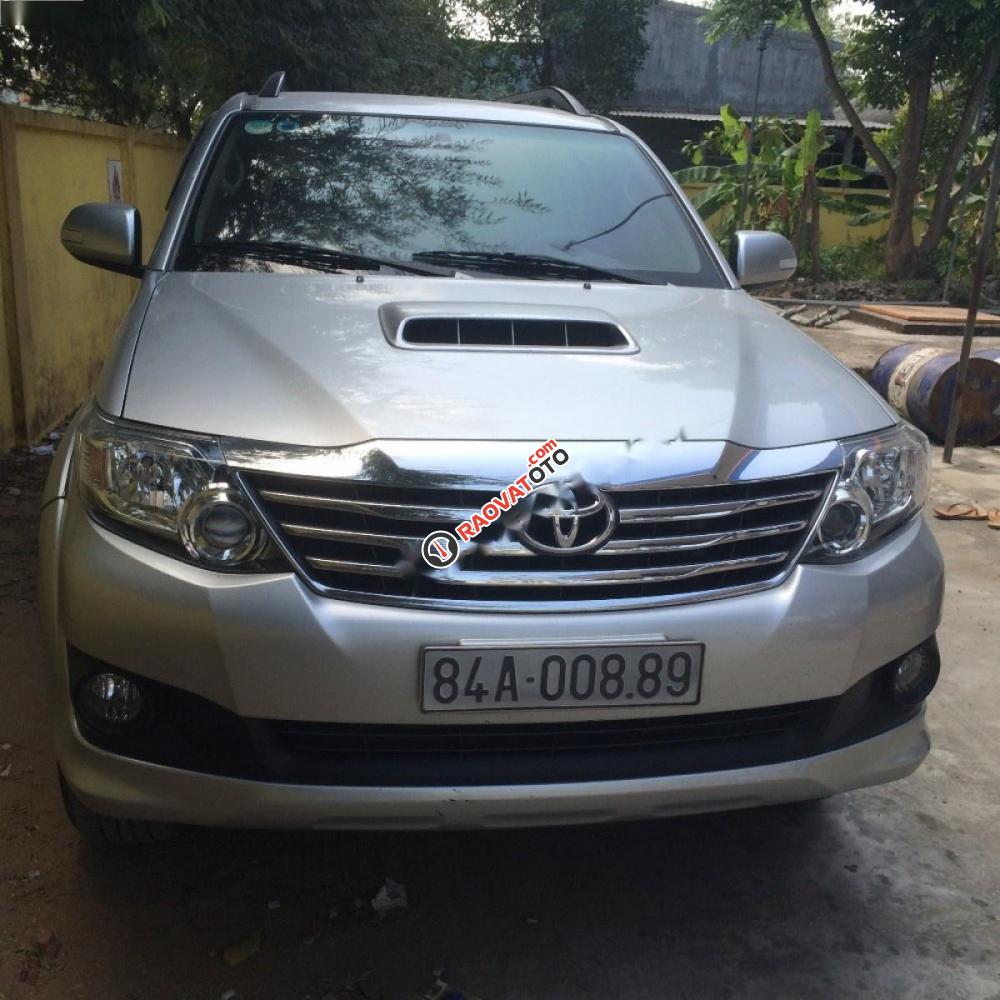 Bán Toyota Fortuner 2.5G đời 2013, màu bạc số sàn, giá tốt-4