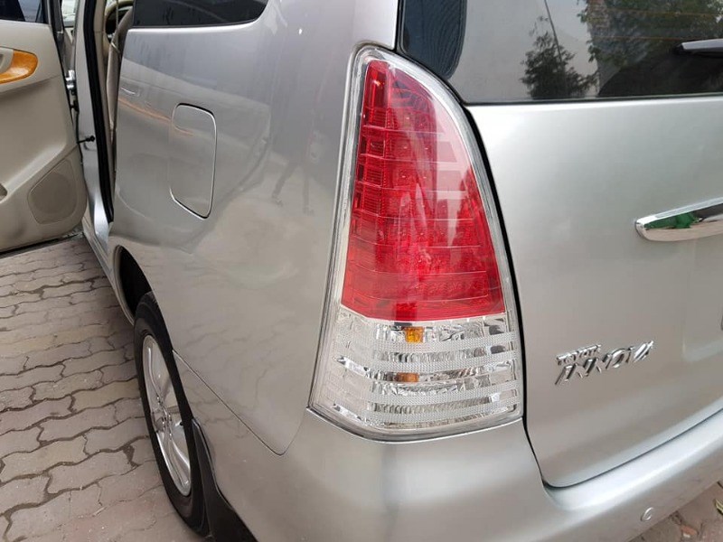 Cần bán xe Toyota Innova đời 2011, nhập khẩu-13