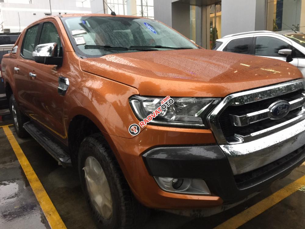 Cần bán Ford Ranger XLT 4x4_MT sản xuất 2017, màu cực lạ xe nhập, giá chỉ 790 triệu-0