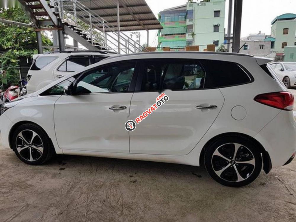 Bán Kia Rondo DAT 2016, màu trắng, giá 670tr-4