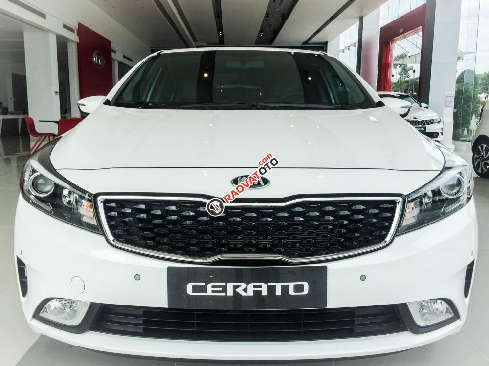 Bán Kia Cerato 1.6 AT sản xuất 2017, màu trắng, 579 triệu-0