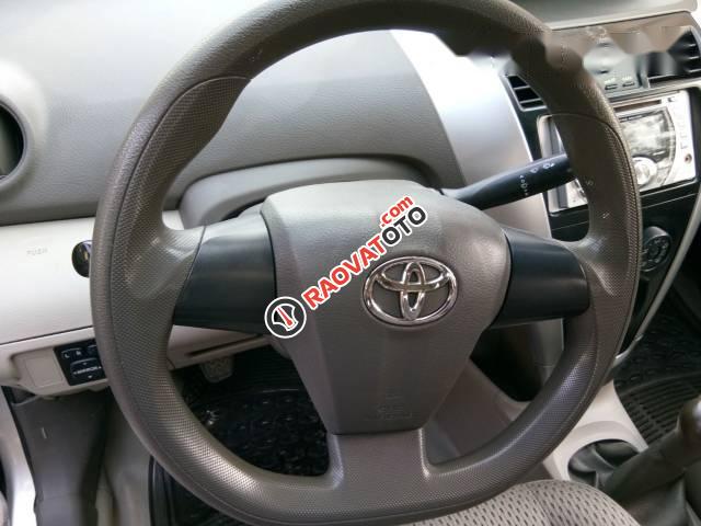 Cần bán lại xe Toyota Vios E sản xuất 2011-2