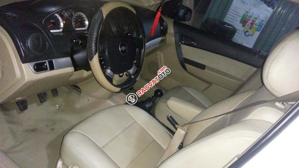 Bán ô tô 4 chỗ Chevrolet Aveo 1.5L số sàn, chính chủ-3
