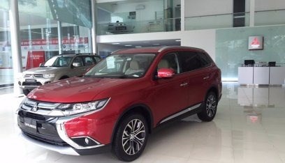 Bán xe Mitsubishi Outlander đời 2017, màu đỏ, nhập khẩu nguyên chiếc, giá tốt-9