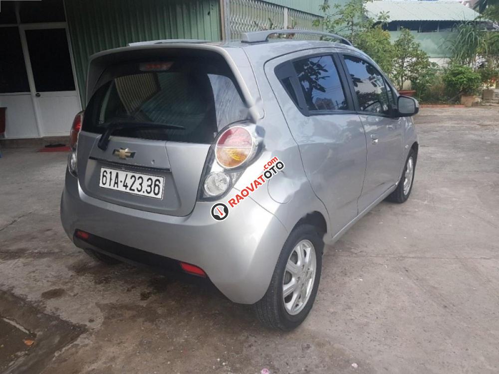 Bán Chevrolet Spark LT 1.2 MT đời 2011, màu bạc, xe gia đình, 195 triệu-2