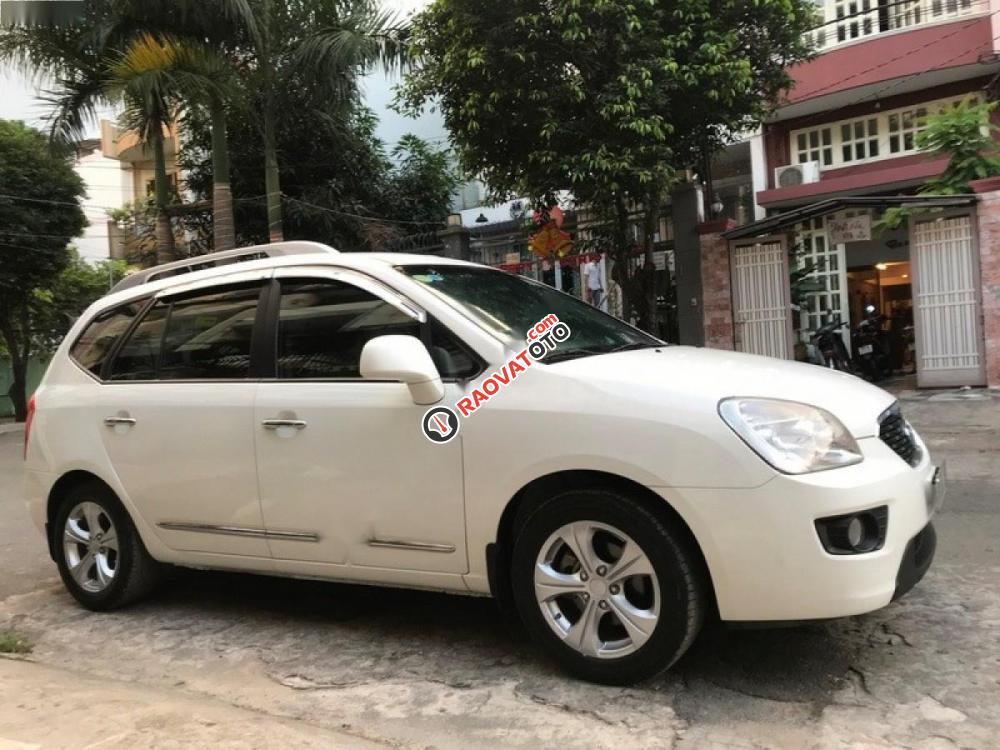 Bán Kia Carens 2015, màu trắng số sàn, giá chỉ 395 triệu-1