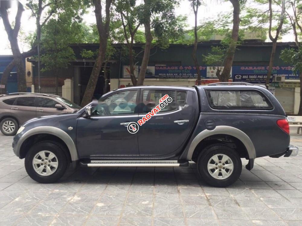 Cần bán lại xe Mitsubishi Triton GLS 4x4 MT, màu xanh lam, nhập khẩu nguyên chiếc-4