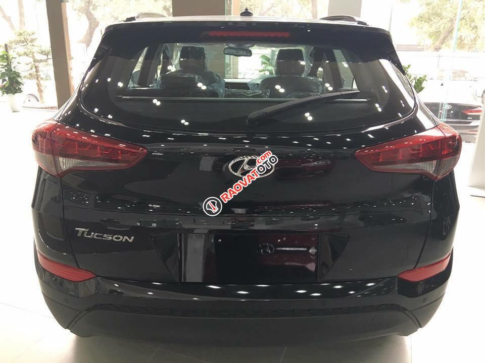 Bán Hyundai Tucson Limited 2.0 AT FWD đời 2017, màu đen-2