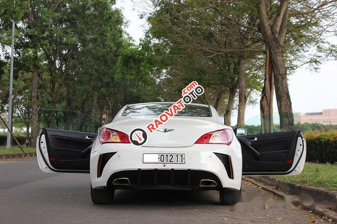 Bán xe Hyundai Genesis đời 2010, màu trắng, nhập khẩu-6