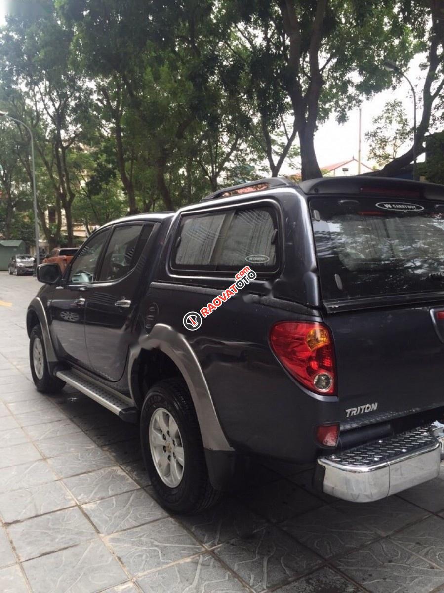 Cần bán lại xe Mitsubishi Triton GLS 4x4 MT, màu xanh lam, nhập khẩu nguyên chiếc-5