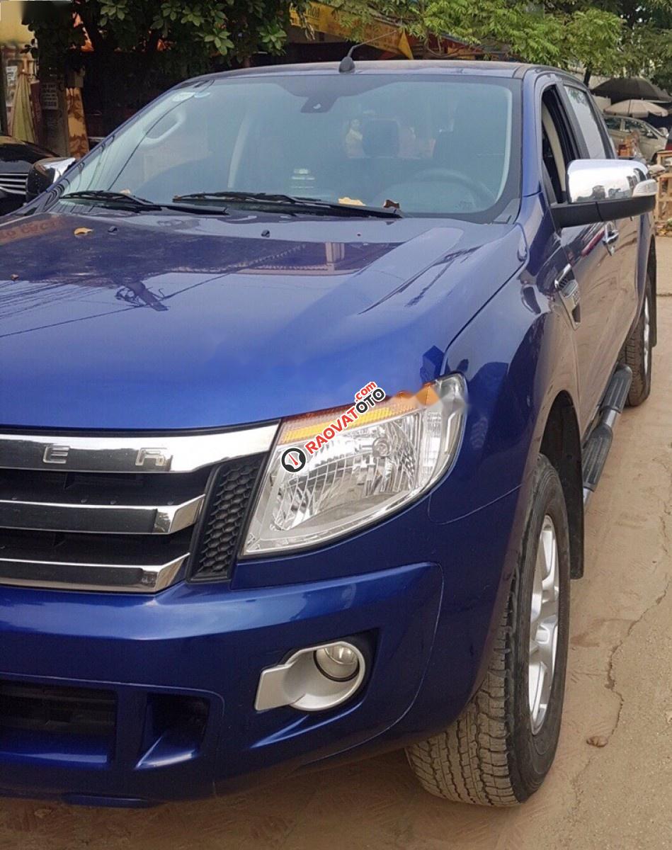 Cần bán gấp Ford Ranger XLT 2.2AT đời 2014, màu xanh lam, nhập khẩu chính chủ-8