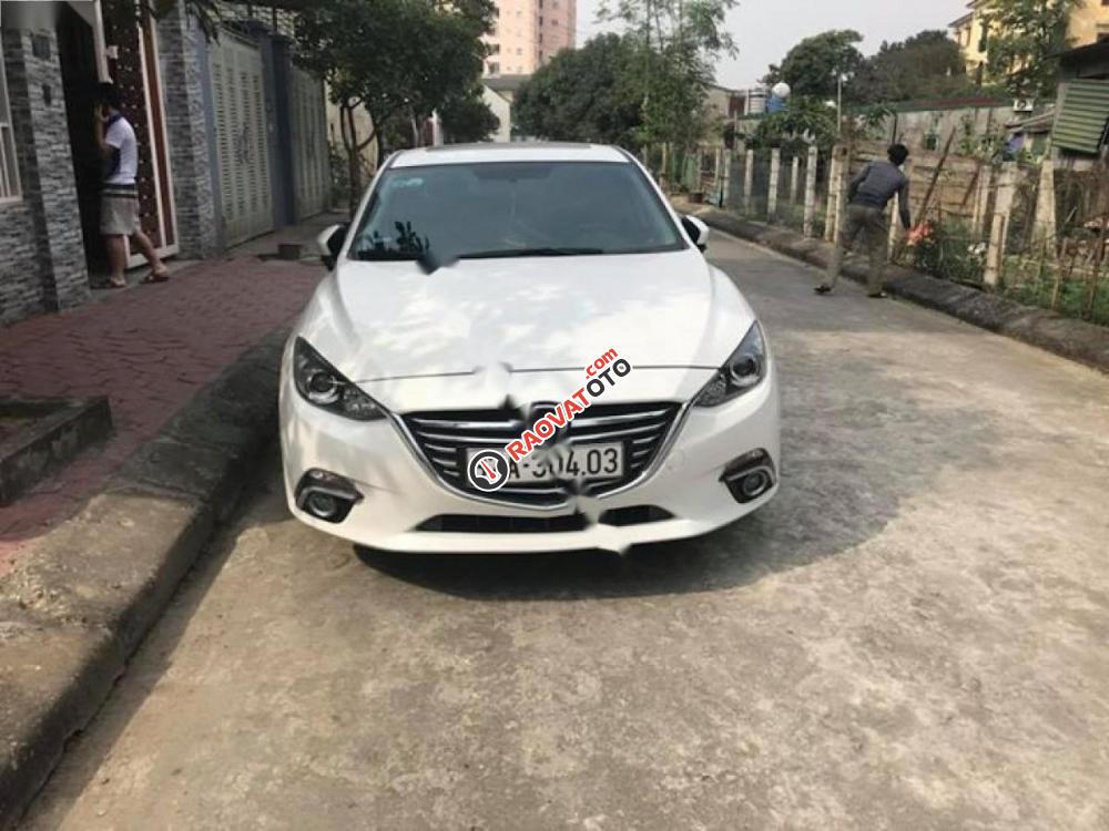 Bán Mazda 3 1.5L đời 2016, màu trắng, giá tốt-1