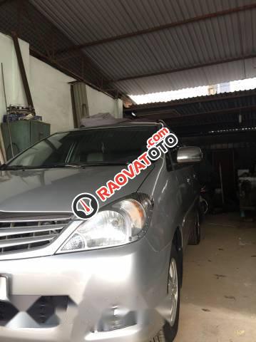 Bán Toyota Innova G sản xuất 2010, màu bạc-0