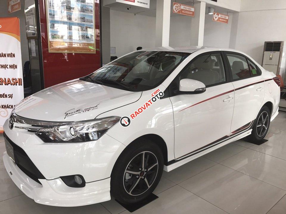 Bán ô tô Toyota Vios 1.5G TRD đời 2017, màu trắng, giá tốt giao ngay trong ngày-0