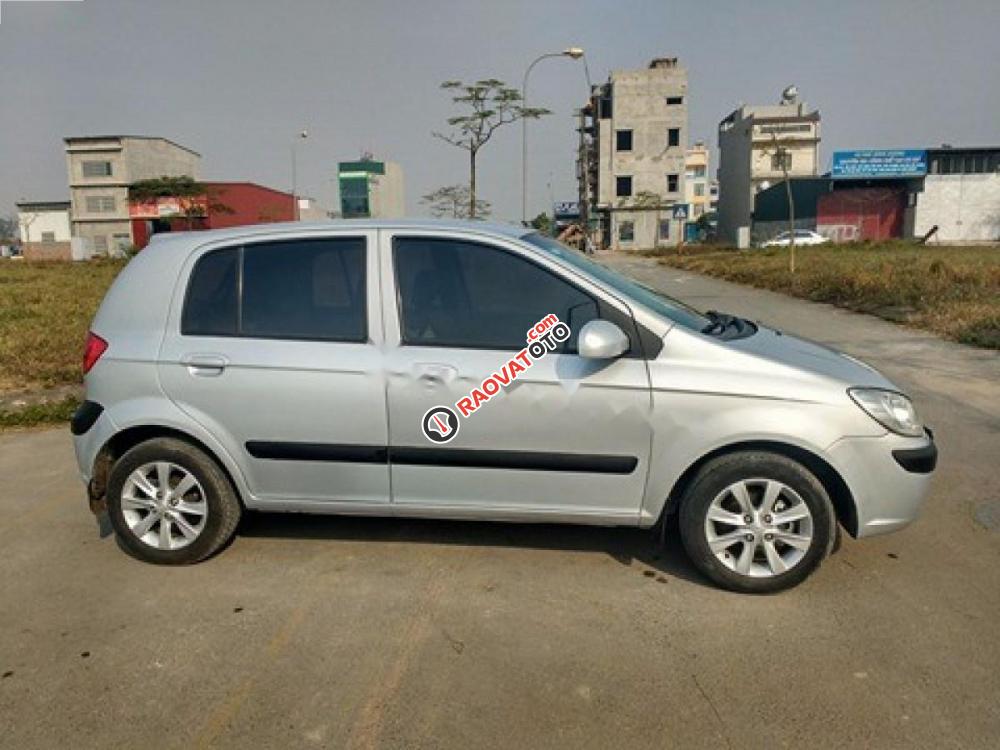 Cần bán gấp Hyundai Getz 1.1 MT 2010, màu bạc, xe nhập còn mới, giá chỉ 252 triệu-0