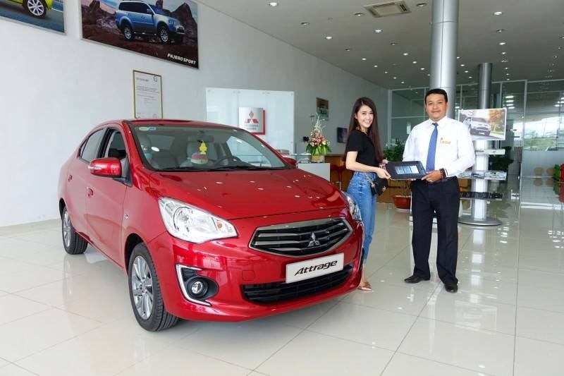 Bán ô tô Mitsubishi Attrage đời 2017, màu đỏ, nhập khẩu nguyên chiếc-9