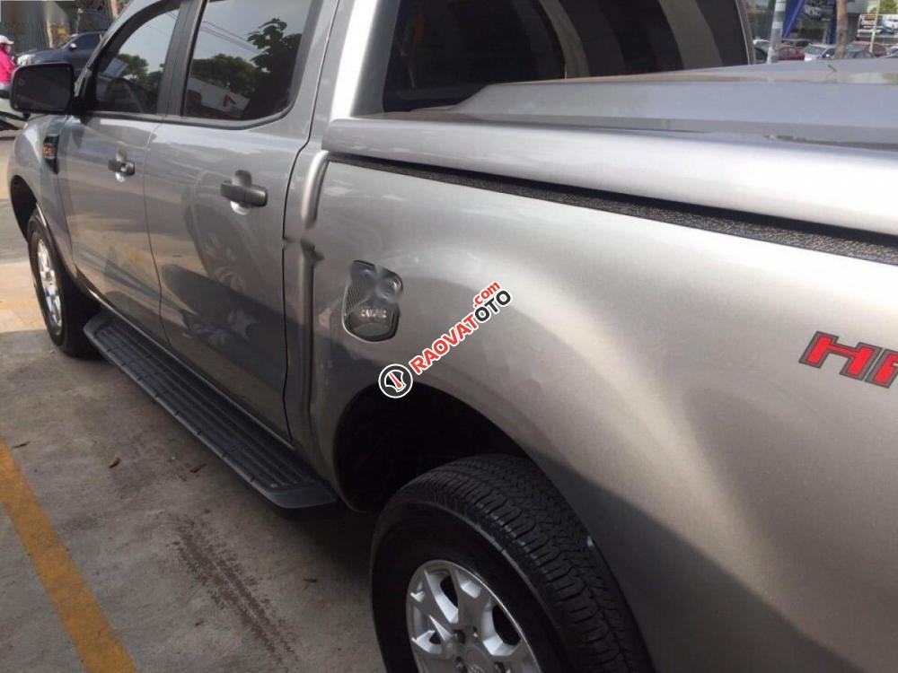 Cần bán gấp Ford Ranger XLS 2.2L 4x2 AT đời 2015, màu bạc, nhập khẩu  -3