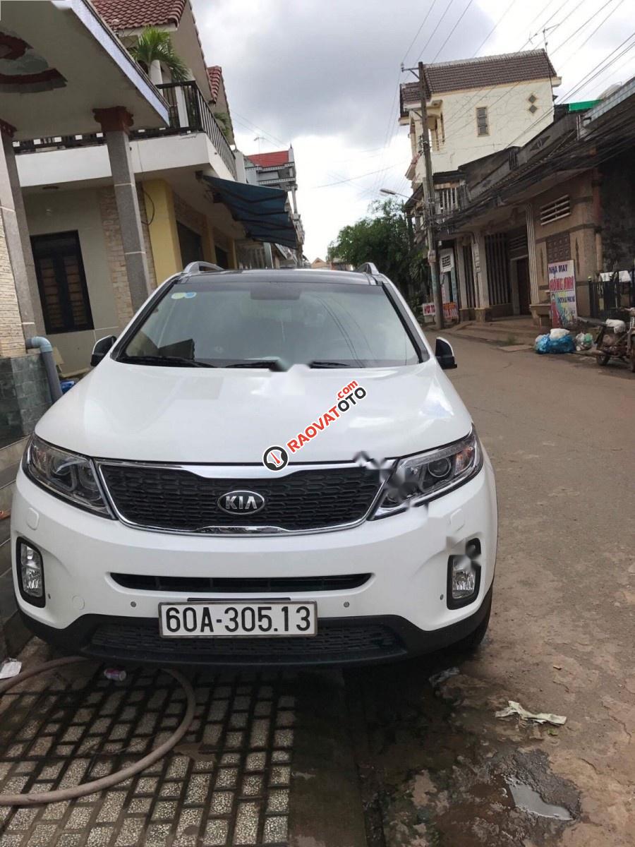 Bán xe Kia Sorento GATH đời 2016, màu trắng xe gia đình, 780tr-4