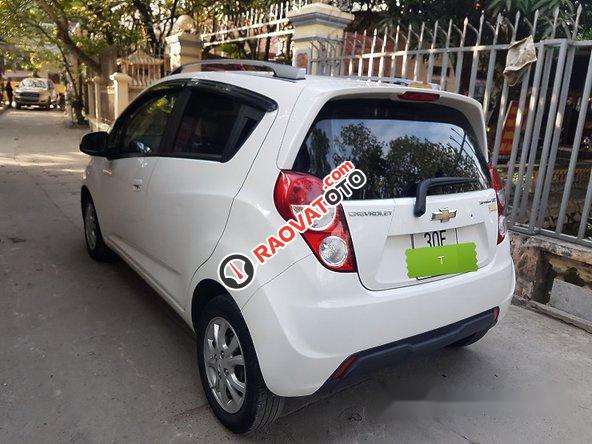 Bán Chevrolet Spark 1.0AT đời 2013, màu trắng chính chủ-2