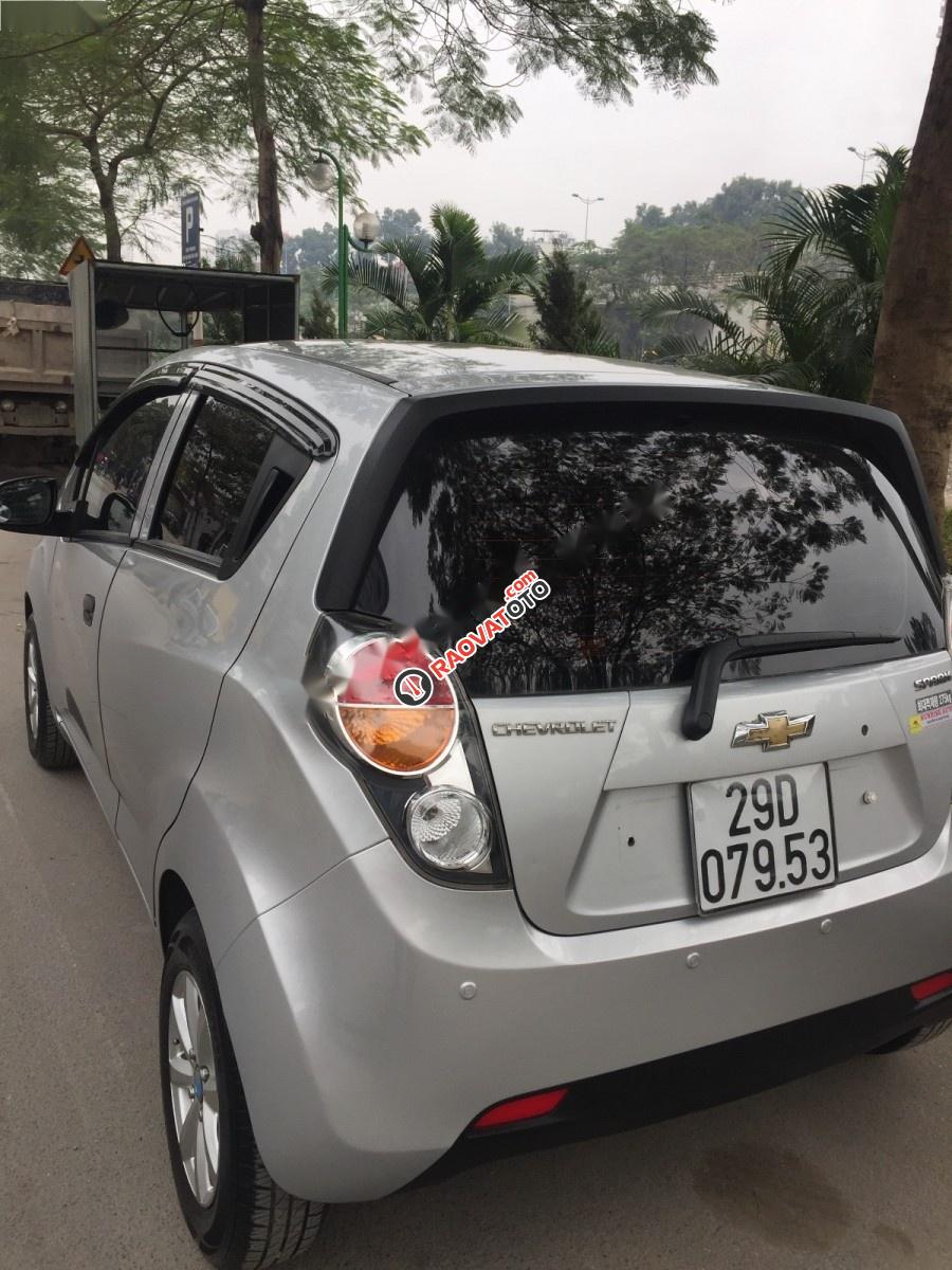Bán Chevrolet Spark đời 2016, màu bạc, nhập khẩu nguyên chiếc chính chủ, giá chỉ 185 triệu-3