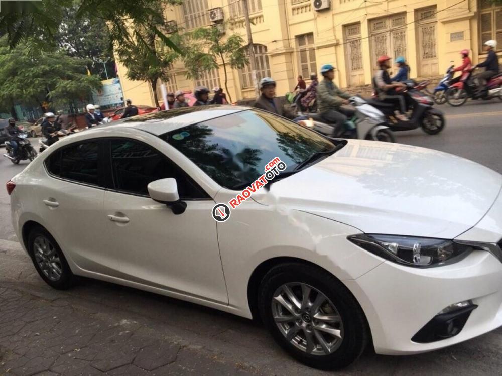 Cần bán lại xe Mazda 3 1.5L đời 2017, màu trắng chính chủ, 625 triệu-3