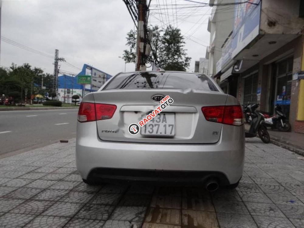 Cần bán gấp Kia Forte EX 1.6 MT đời 2011, màu bạc chính chủ, giá 367tr-6