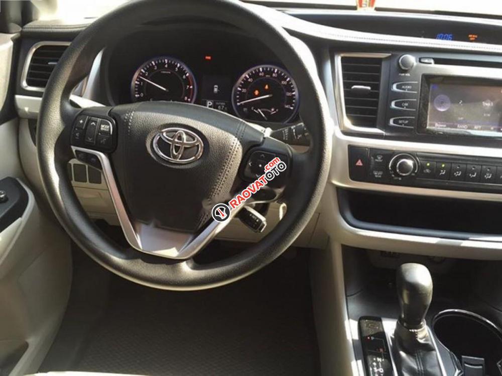 Cần bán lại xe Toyota Highlander đời 2016, màu đen, nhập khẩu còn mới-4