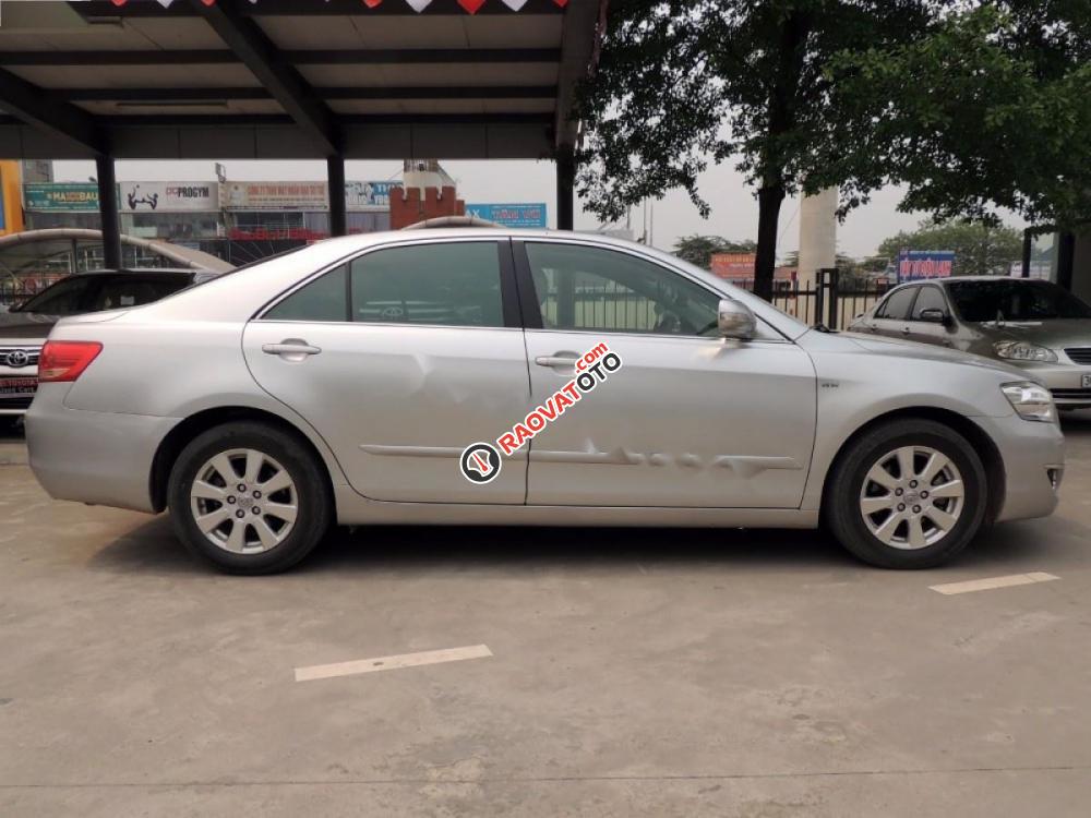 Bán ô tô Toyota Camry 2.4G đời 2010, màu bạc, 640tr-4