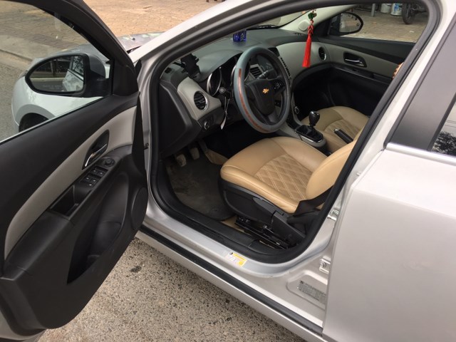 Bán ô tô Chevrolet Cruze 1.6 LS đời 2015, màu bạc, nhập khẩu nguyên chiếc, ít sử dụng, 420 triệu-3