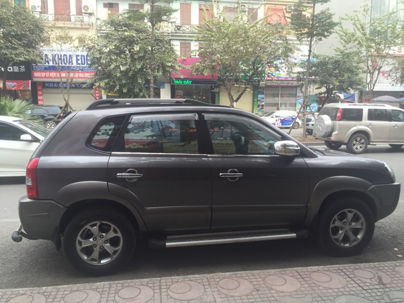 Bán ô tô Hyundai Tucson 4WD đời 2009, màu xám, nhập khẩu chính hãng, chính chủ, 515tr-1