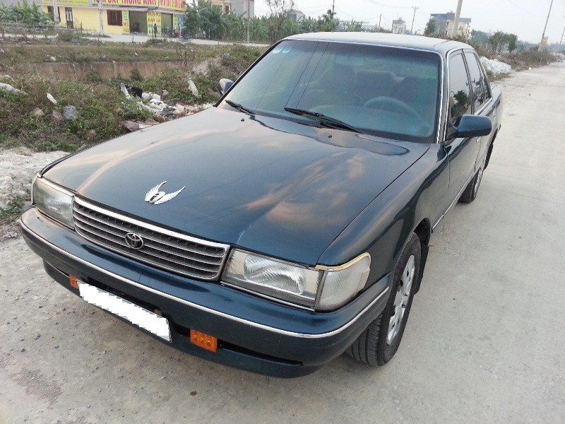 Cần bán Toyota Cressida đời 1992, nhập khẩu, số sàn-2