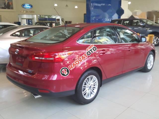 Bán Ford Focus 1.5L Trent AT đời 2017, màu đỏ-2