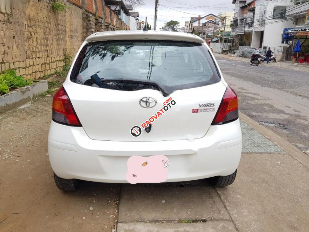 Bán xe Toyota Yaris 1.5AT đời 2012, màu trắng, nhập khẩu nguyên chiếc xe gia đình-2