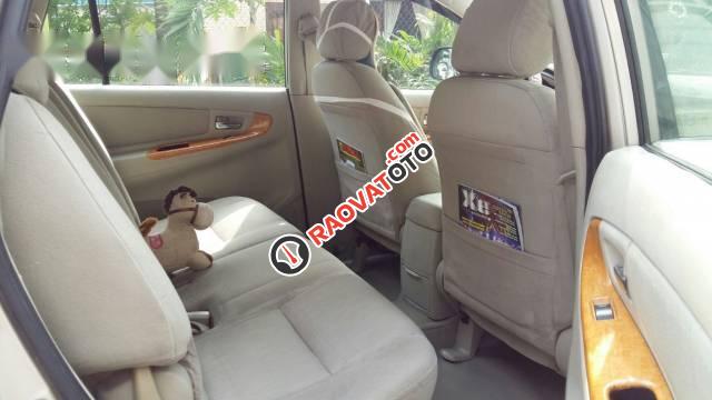 Cần bán xe Toyota Innova năm 2010-0