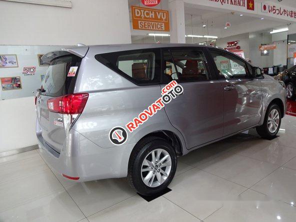 Bán xe Toyota Innova 2.0E MT đời 2017-3