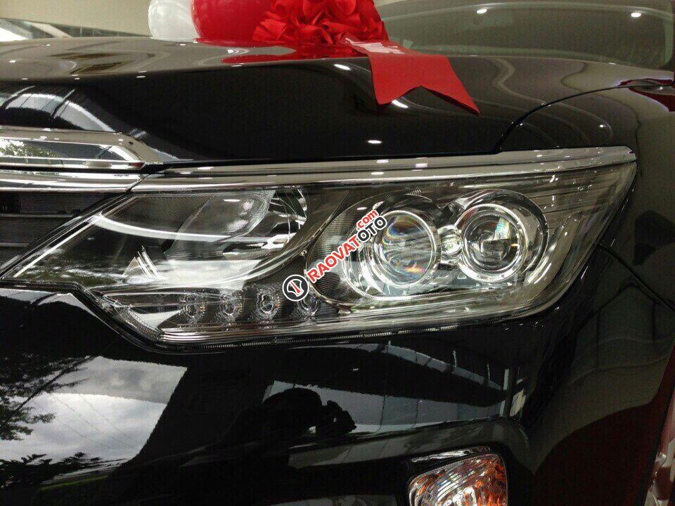 Mua Camry mới đến Toyota Hà Đông, nhận ưu đãi khủng tháng 12-0