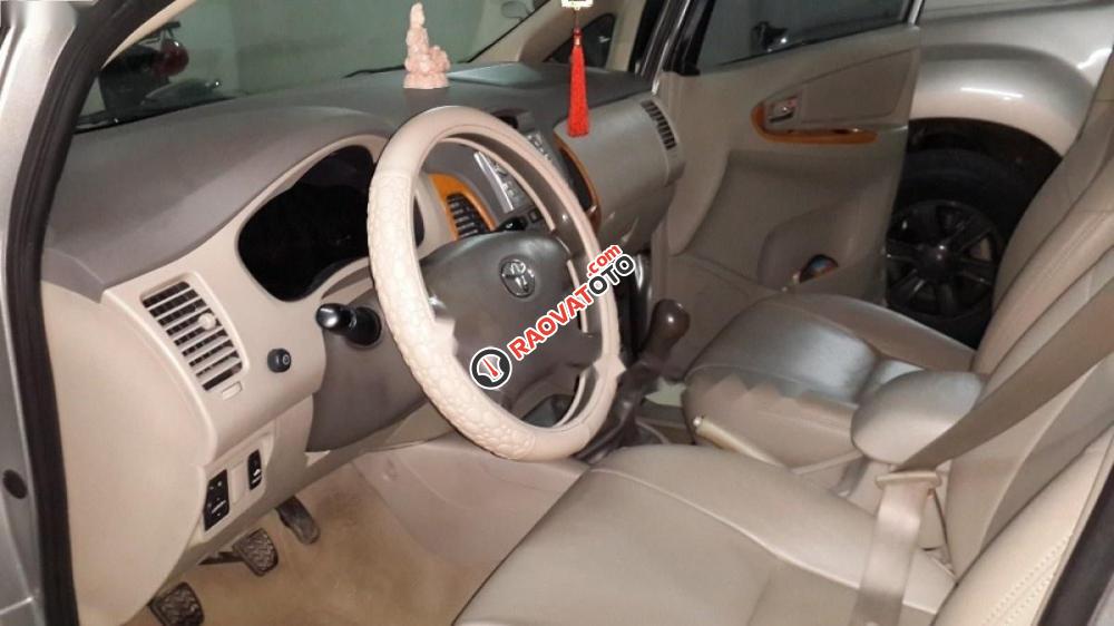 Bán Toyota Innova G đời 2009, màu bạc còn mới, 440 triệu-6