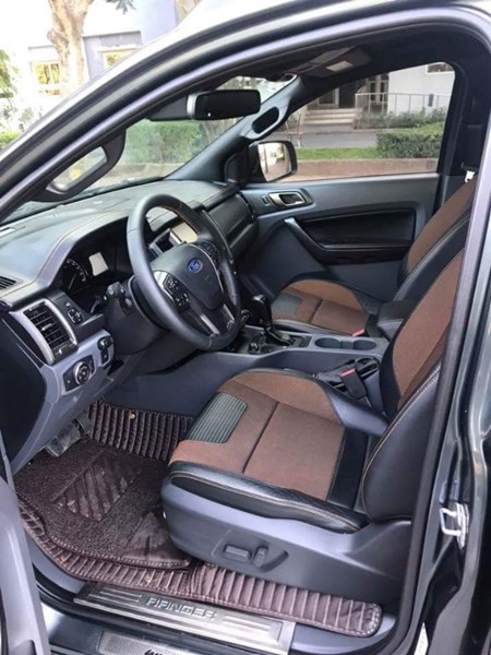 Xe Ford Ranger đời 2015, xe nhập, số tự động, giá tốt-9