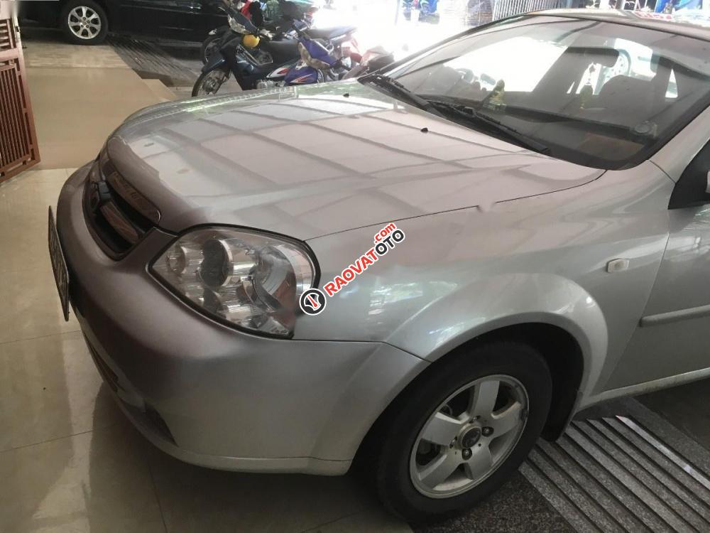 Cần bán xe Daewoo Lacetti EX năm 2010, màu bạc-0