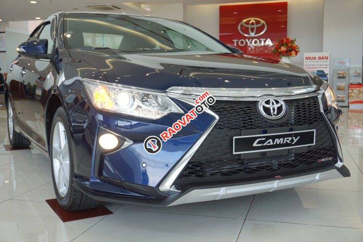 Bán ô tô Toyota Camry 2.5G đời 2017, màu xanh lam, giao ngay giá tốt nhất-0