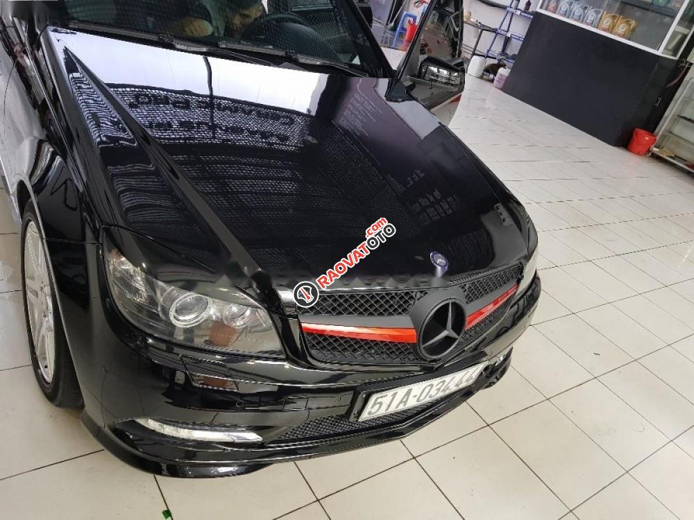 Bán Mercedes C300 AMG đời 2010, màu đen còn mới, giá tốt-8